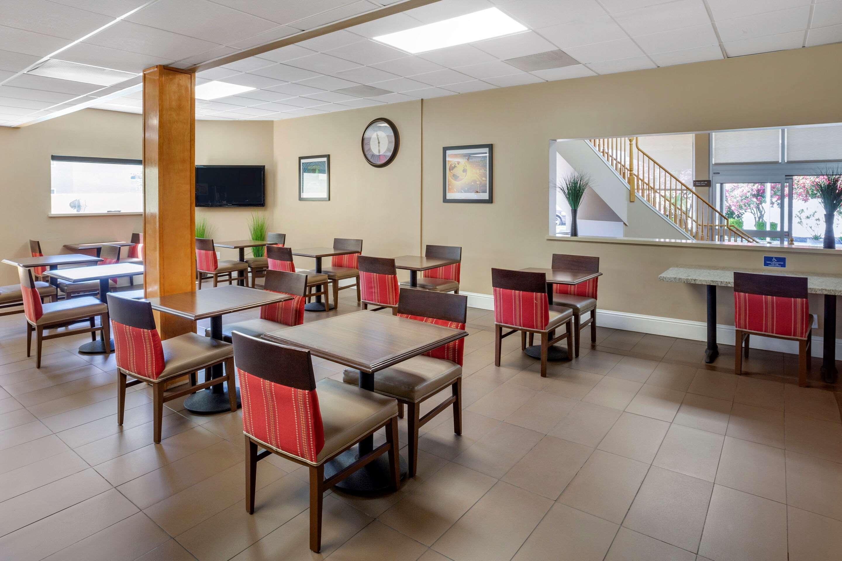 Comfort - Silicon Valley Inn